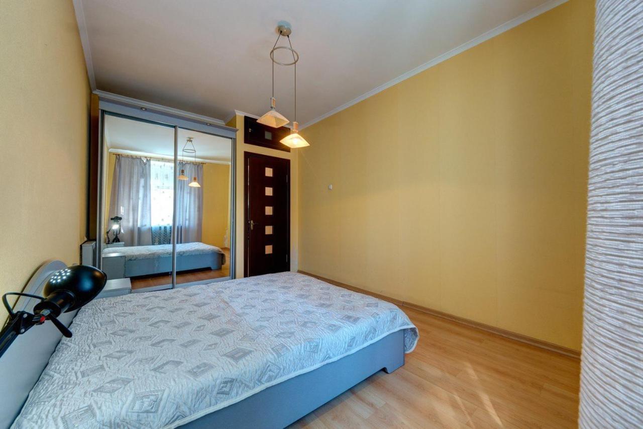 Apartments With Three Rooms On Shevchenko Blvd Kiev Bagian luar foto