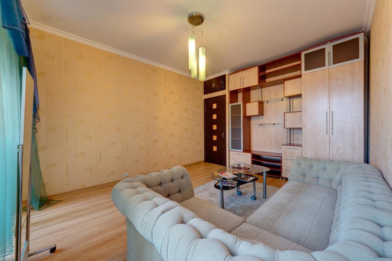 Apartments With Three Rooms On Shevchenko Blvd Kiev Bagian luar foto
