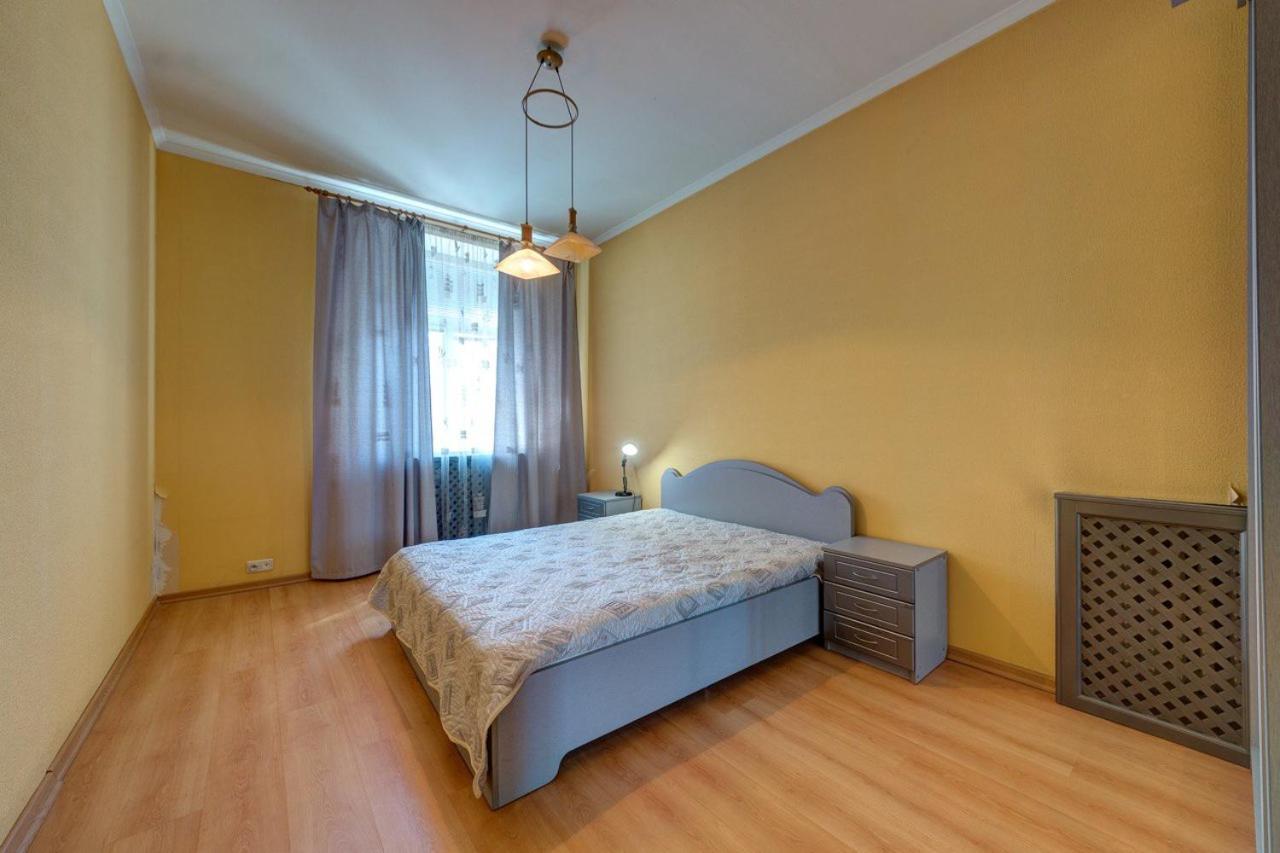 Apartments With Three Rooms On Shevchenko Blvd Kiev Bagian luar foto